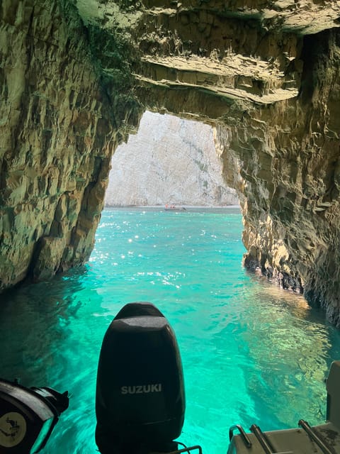 Laganas: Myzithres sunset experience with VIP speedboat - What happens at the two swimming stops