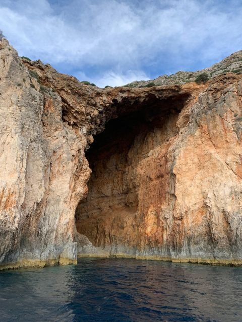 Laganas: Private boat rental with or without captain - Keri Caves and the Caves Swim: What to Expect from Cave Snorkeling