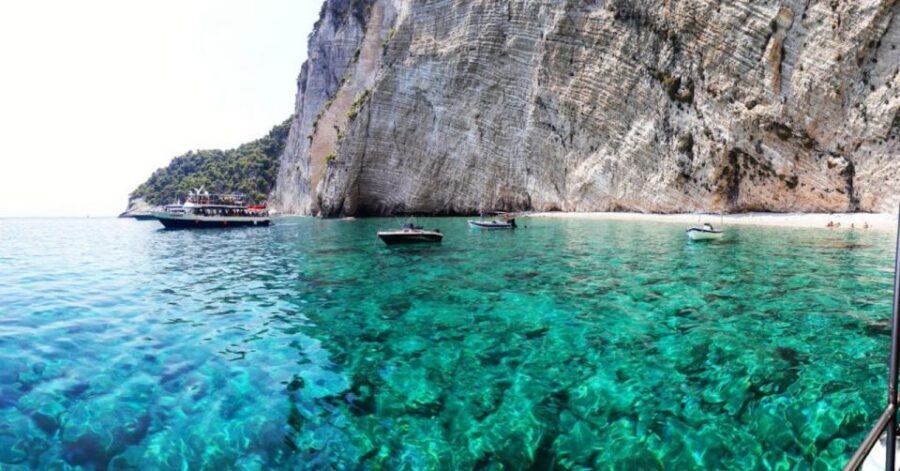 Laganas Zakynthos: Marathonissi, Keri Caves and Turtles Spot - Price and value: about $29 for a 3-hour marine-life mission