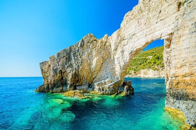 Laganas Zakynthos: Marathonissi, Keri Caves and Turtles Spotting - Stop 3: Marathonissi Sea Cave for Photos From the Boat