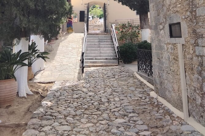 Lasithi - Zeus Cave -Olive Oil Factory - Traditional Villages - Why the small group changes the day