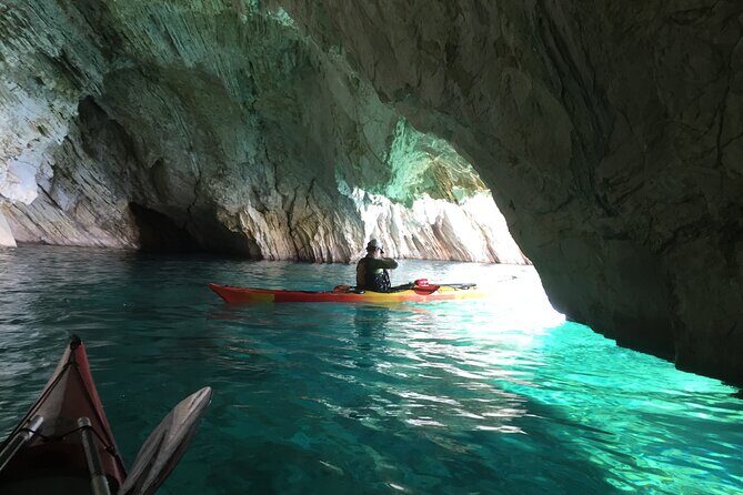 Lefkada Kayak : Explore Blue Cave with a Taste of Greece - Beach Break and the Greek Snack: The Portion That Keeps You Going