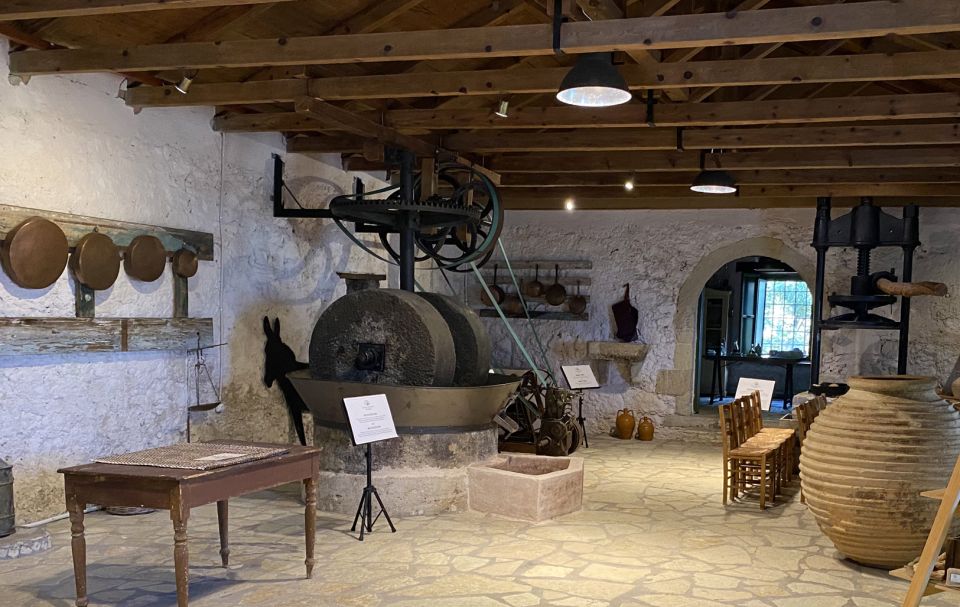 Lefkada: Olive Museum Fabbrica Ticket and Guided Tour - The Tasting: Extra Virgin Oil and Local Products