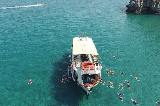 Lindos Boat Cruise from Faliraki & Kalithea with Swim Stops - Lindos on shore: 3 hours in whitewashed streets