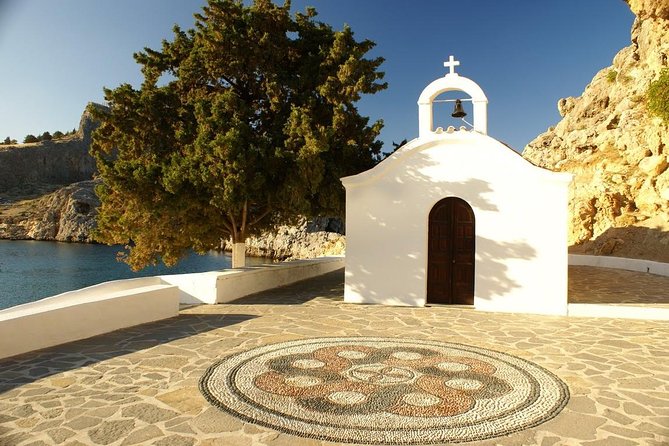 Lindos Village Relaxing - Who will enjoy this Lindos day