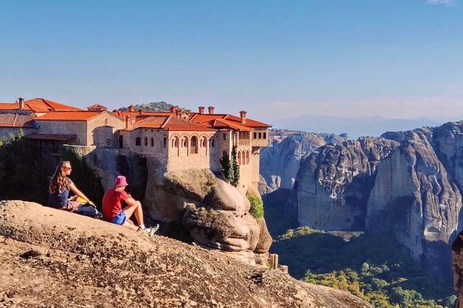 Local Agency - 1 day by Train Thessaloniki to Meteora in English or Spanish - Entering three monasteries