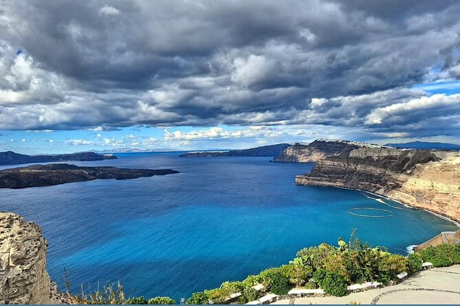 Luxury Full Day Private Sightseeing Tour in Santorini - Pyrgos and Profitis Ilias reveal another Santorini