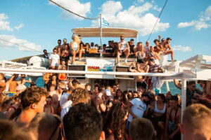 Malia: Booze Cruise Boat Party with Live Dj - Getting From Malia to Agios Nikolaos Port (and Why 15:00 Matters)