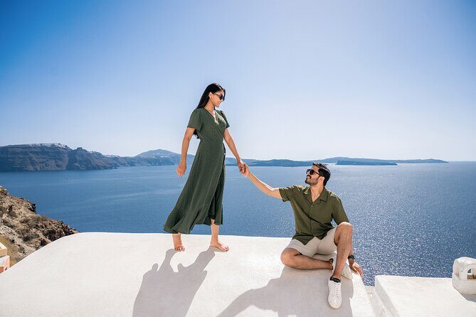 Memories of Santorini - Photoshoot in Oia - The Other Stops That Add Up to 6–7 Locations