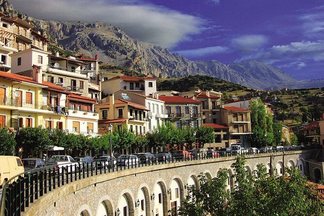 Mercedes Private Tour to Delphi and Arachova - Timing on an 8-hour private day: how it feels in real life