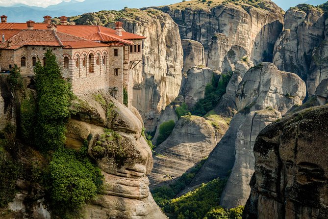 Meteora All Day Tour From Athens - Arriving at Meteora’s Monasteries