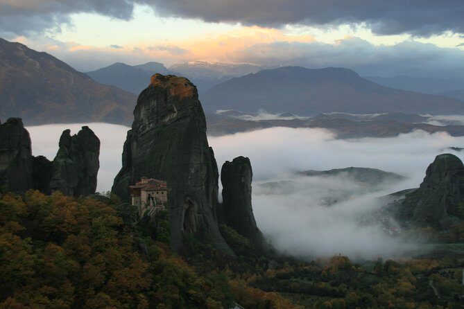 Meteora All Monasteries Tour with Photo Stops - Monastery Visits: Steps, Dress Code, and What to Pack
