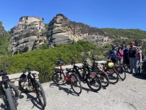 Meteora: E-Bike Epic Sunset Tour With Local Guide & Drink - Meeting at Trikalon 21 and getting set up fast