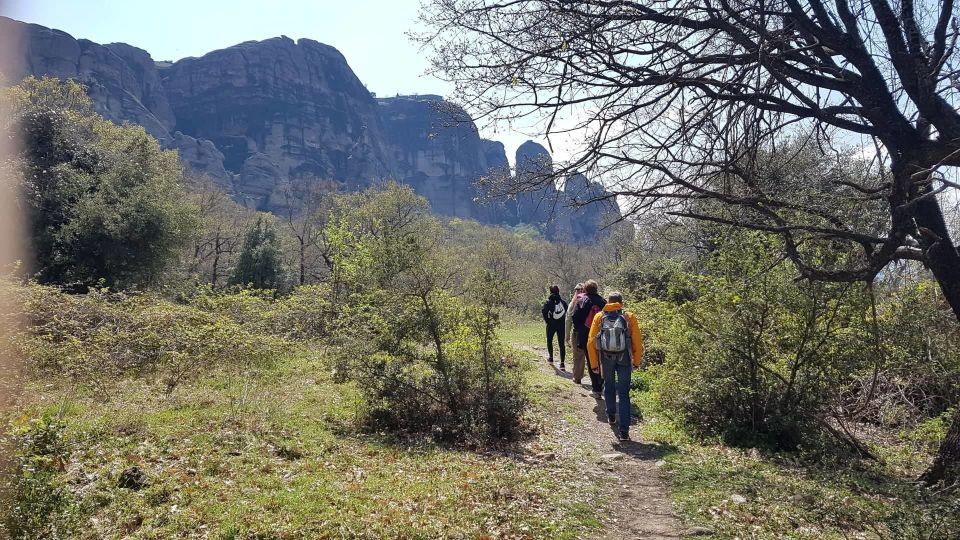 Meteora: Easy Hiking Adventure - St George Mandilas Cave and a living tradition