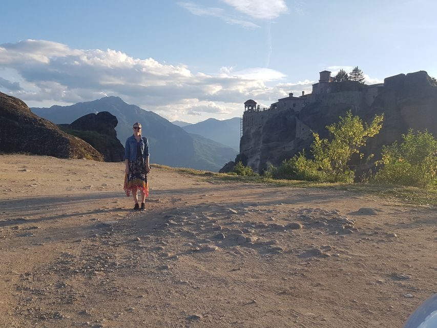Meteora Evening Tour with Breathtaking Sunset View - Group Size, Pace, and What Your Guide Does (and Doesn’t) Do