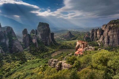 Meteora Full-day Private car trip from Athens - What the private car changes