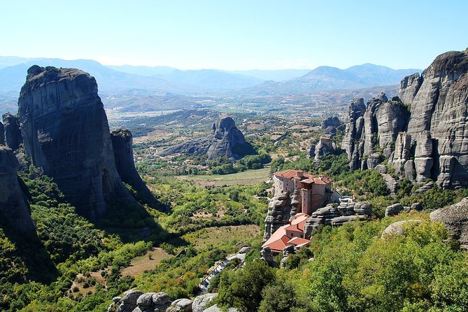 Meteora Full Day Private Tour From Athens - Thermopylae and the story of the 300 Spartans