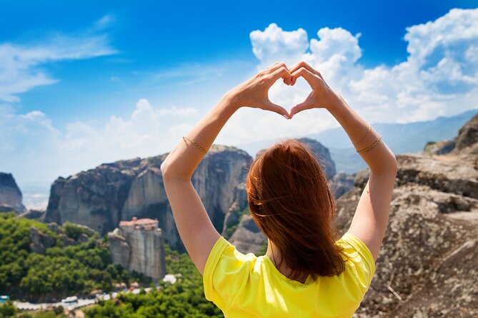 Meteora: Hiking Tour with Local Guide and Monastery Visit - An 8:30 am start from Kalabaka or Kastraki