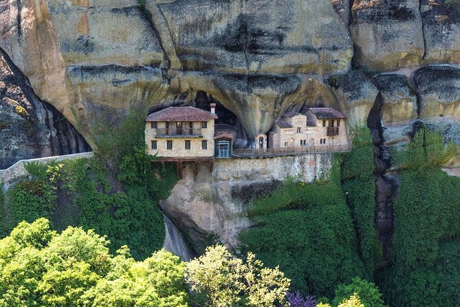 Meteora: Hiking Tour with Local Guide and Monastery Visit - Ypapanti Monastery and the ruins of St. Dimitrios
