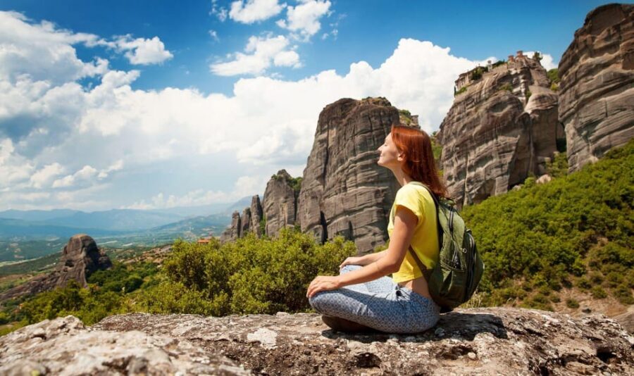 Meteora: Hiking Tour with Local Guide and Monastery Visit - Guides make the difference: what the best ones focus on