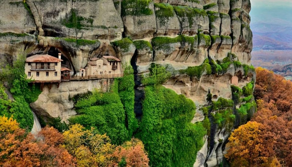 Meteora Monasteries: Full Day Tour from Athens - Kalambaka and the return south