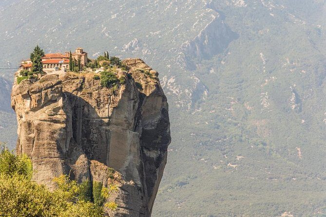 Meteora Monasteries Private Full Day Trip From Athens - Meteora from Athens: why the timing works