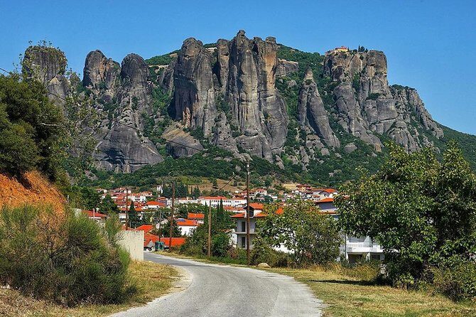 Meteora Monasteries Private Full Day Trip From Athens - Kastraki lunch stop: where you can reset before stairs