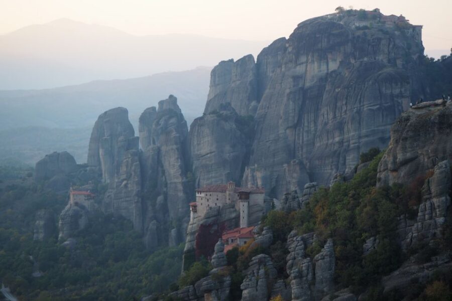 Meteora Monasteries Tour from Athens - From Athens to Thermopylae: The Hot Gates First Stop
