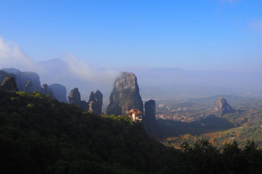 Meteora Monasteries Tour from Athens - Choosing Up to 3 Monasteries and Getting the Best Views