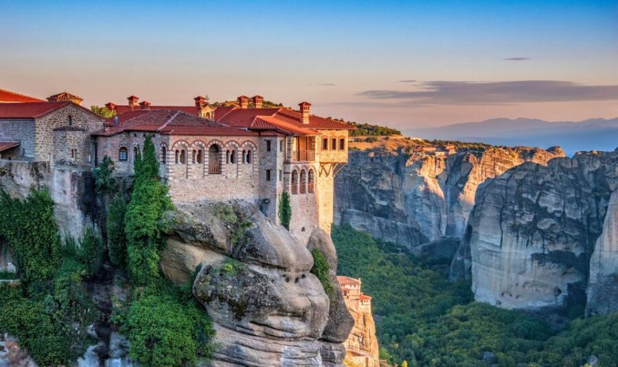 Meteora: Morning Half Day Sightseeing and Monasteries Tour - Should You Book This Meteora Morning Tour?