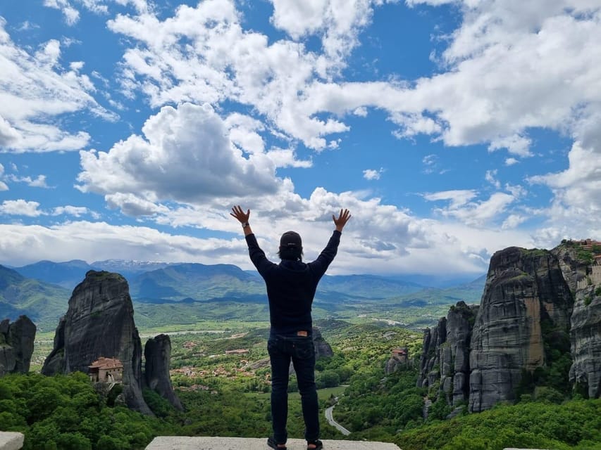Meteora: Private tour to the Meteora highlights - The Badova hermit caves add a different note