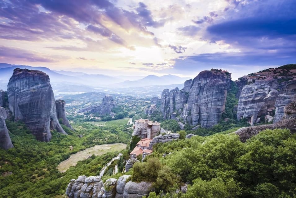 Meteora Rocks and Religious Sites Tour with Photo Stops - Why the caves explain Meteora better than photographs do