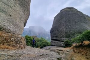 Meteora Small Group Hiking tour with Transfer and Monastery Visit - Getting there smoothly: Kalambaka or Kastraki pickup at 8:30