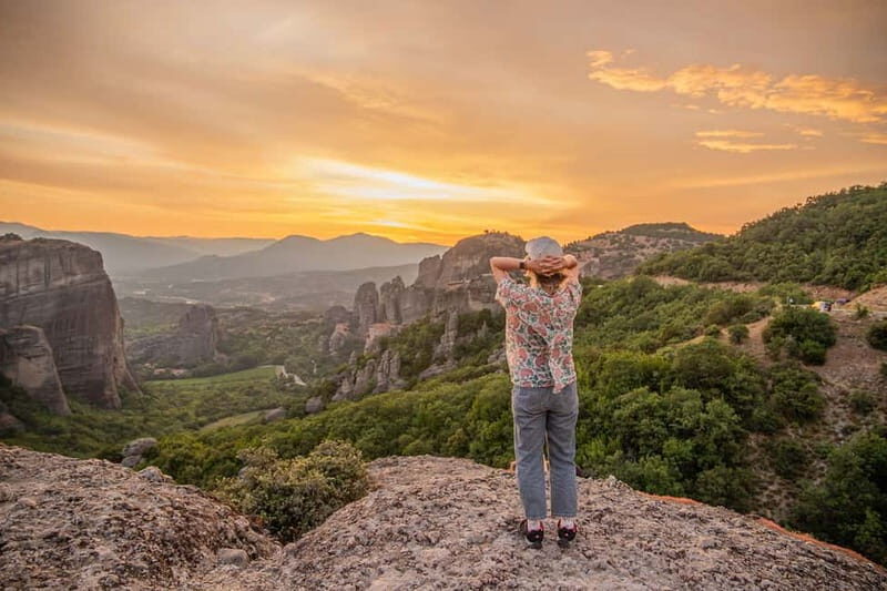 Meteora: Sunset Small Size Tour with Monasteries & Caves - Badovas (Bandovas) hermit caves: where the story turns personal