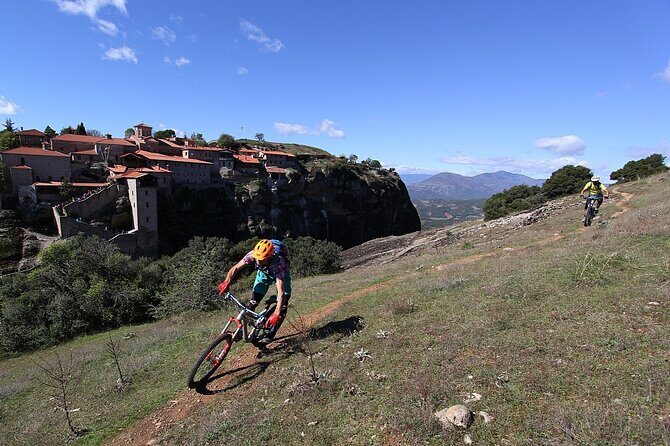 Meteora Trails Electric Mountain Bike Tour - Varlaam Monastery area: a quick stop and a possible spring refill