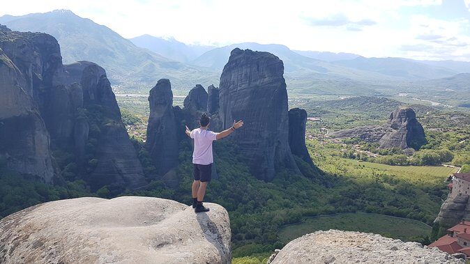 Midday Meteora Monastery tour from Kalabaka's train station - Midday start from Kalabaka: how 12:30 changes the Meteora feel