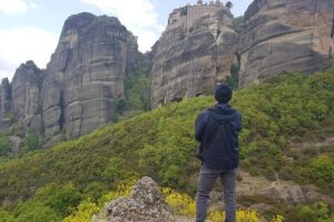 Midday Meteora Monastery tour from Kalabaka's train station - Getting there in comfort: minibus, Wi‑Fi, and station pickup