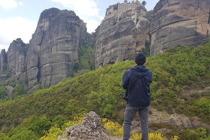 Midday Meteora Monastery tour from Kalabaka's train station - Getting there in comfort: minibus, Wi‑Fi, and station pickup