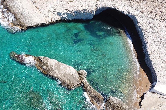 Milos, Amazing beaches - Why this four-hour Milos beach tour makes sense