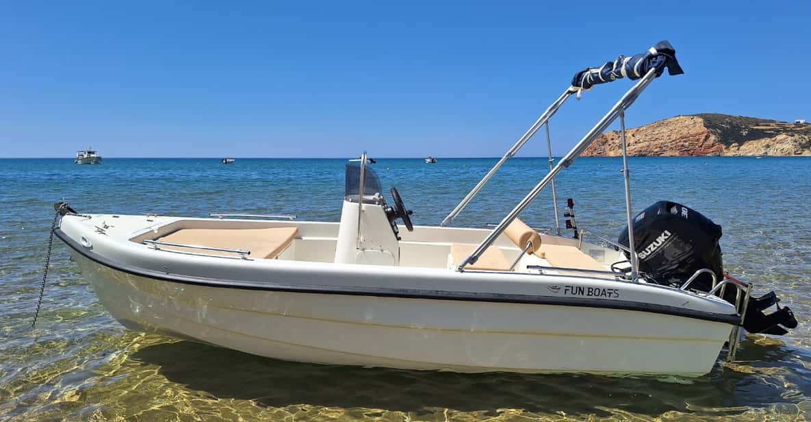 Milos Boat rental - Cruising toward Kleftiko
