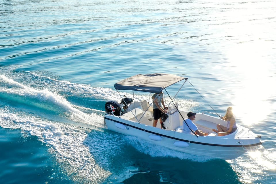 Milos Boat rental - Who will enjoy this boat day most