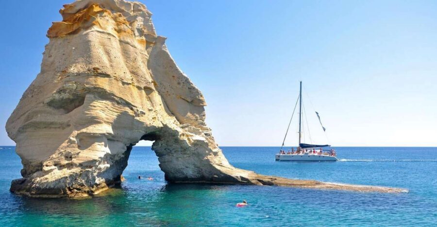Milos: Full-Day Catamaran Cruise to Poliegos and Kleftiko - Gerakas Beach, Thermal Springs, and Sulphur Mines