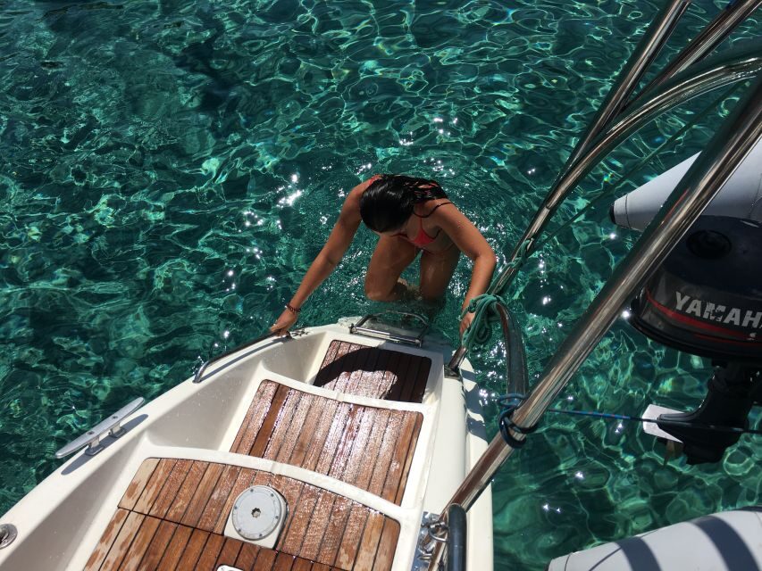 Milos: Half-Day Morning Catamaran Cruise to Kleftiko - Weather reality: what wind does to your route and your comfort