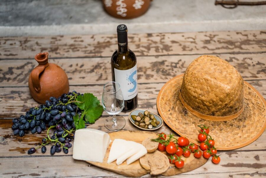Milos Island: Kostantakis Winery Wine Tasting Experience - Kostantakis Winery at a Glance