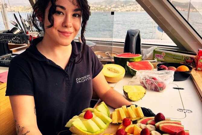 Milos Private Full Day Catamaran Cruise with Lunch and Drinks - A full day at sea from Adamas