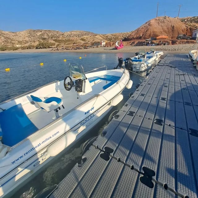 Milos: Rent a boat without License - Taking the helm around Milos