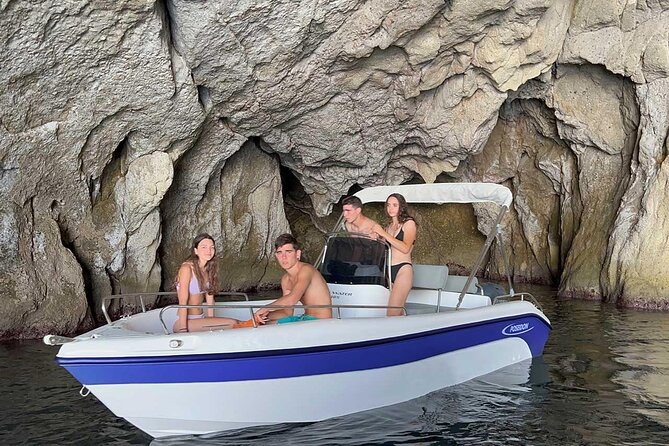 Milos Self Drive Private Boat - No License Required, APHRODITE I - Meeting at Katifora and learning the controls