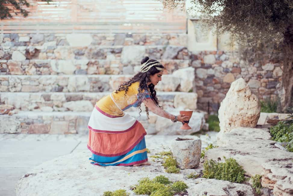 Minoan Theater - Dance Performance - Dance, costumes, and the feeling of a ceremony