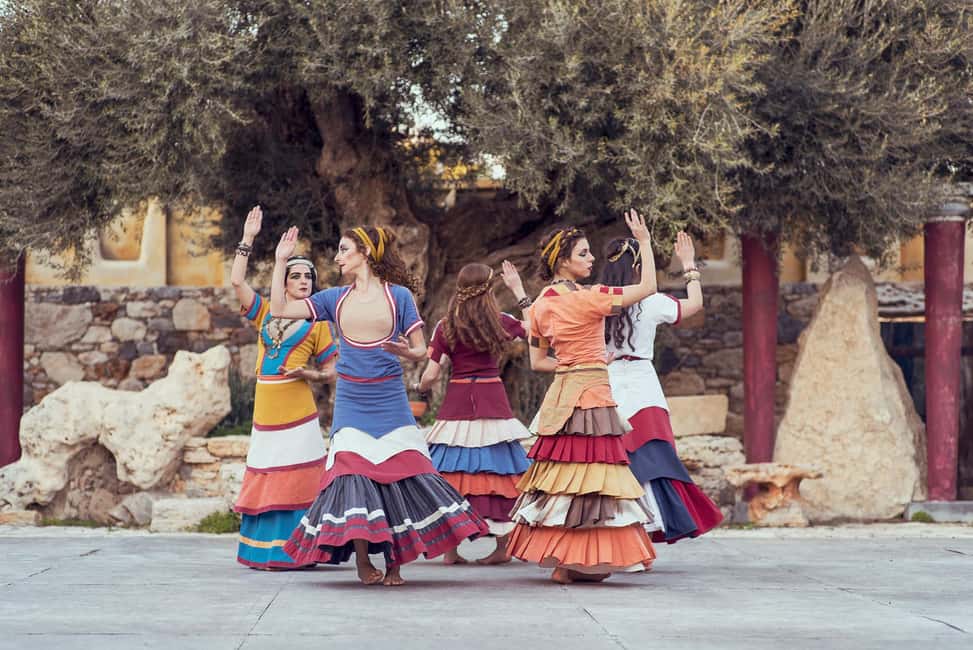 Minoan Theater - Dance Performance - A practical way to judge the performance