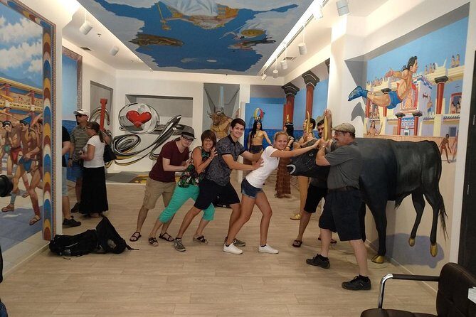 Minoans World 3D Museum & 9D Cinema - The 3D Museum Portion: Photos Without the Homework